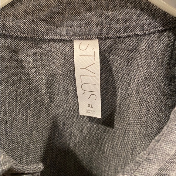 Stylus Polo - Picture 3 of 4